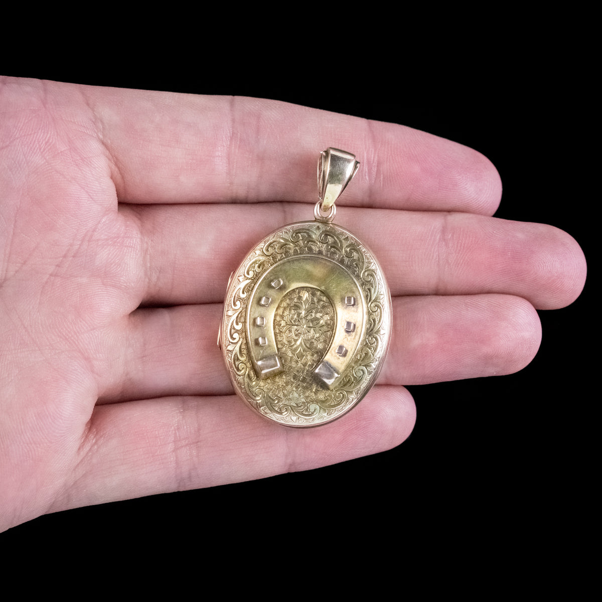 Victorian GF deals horseshoe locket