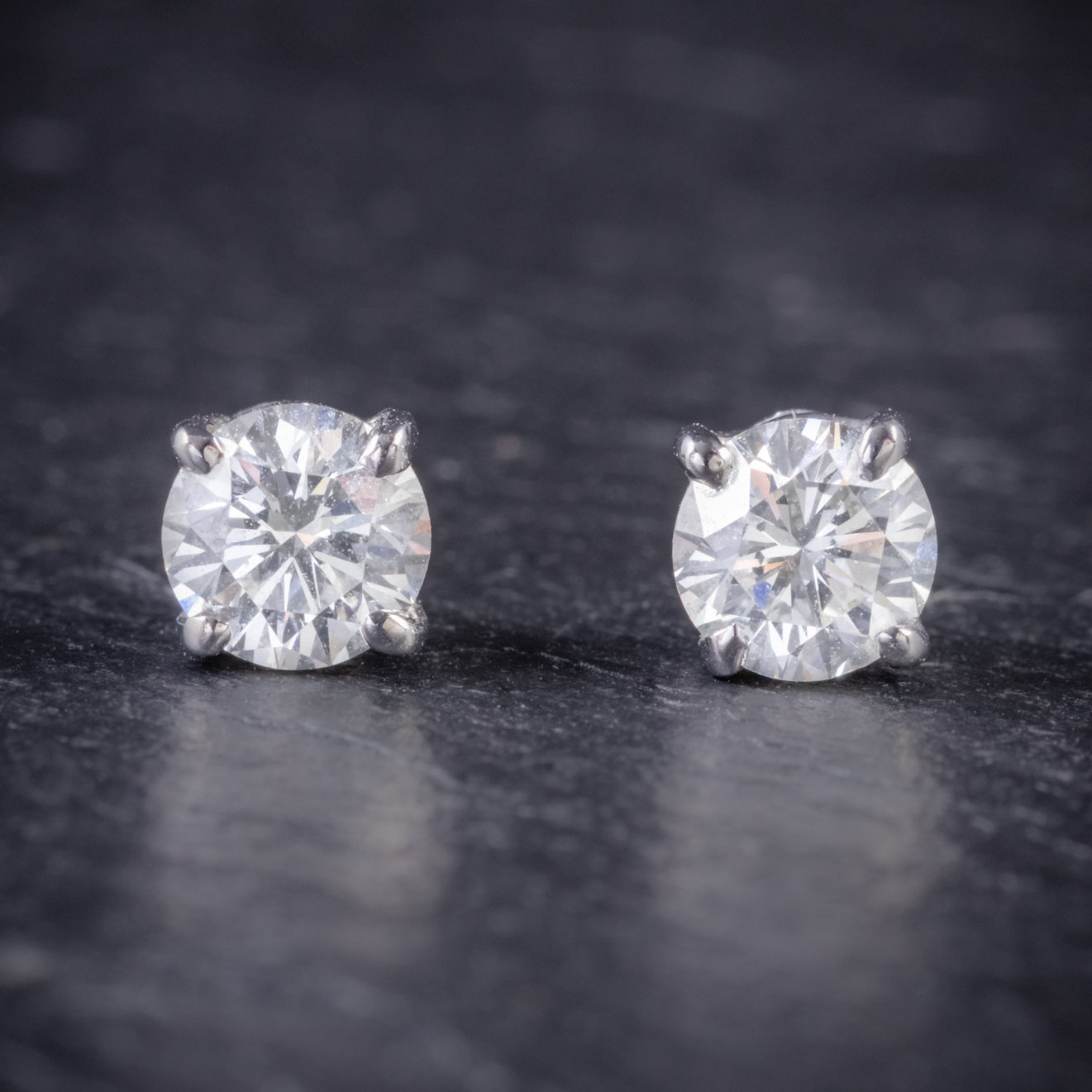 DIAMOND STUD EARRINGS 18CT WHITE GOLD 1.02CT OF DIAMOND CERT – Antique ...
